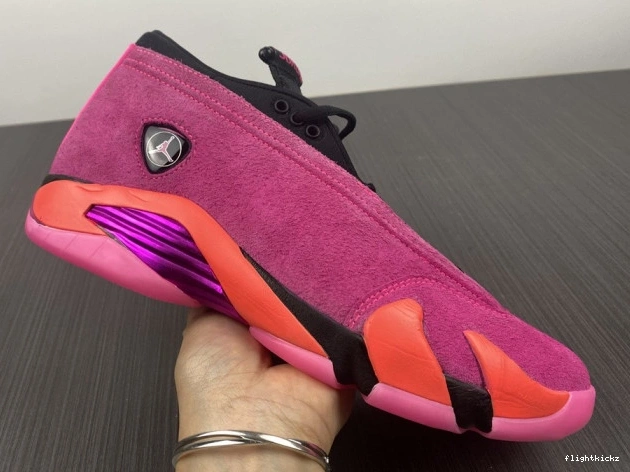 Pink Jordan Shocking DH4121-600 (W) Low 14 Retro 0820